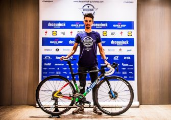 Julian Alaphilippe se tiñe de arcoíris (Galería de fotos)