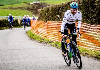 Julian Alaphilippe se tiñe de arcoíris (Galería de fotos)