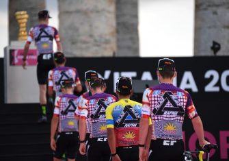 EF Pro Cycling, una estética rompedora en el Giro (Galería de fotos)