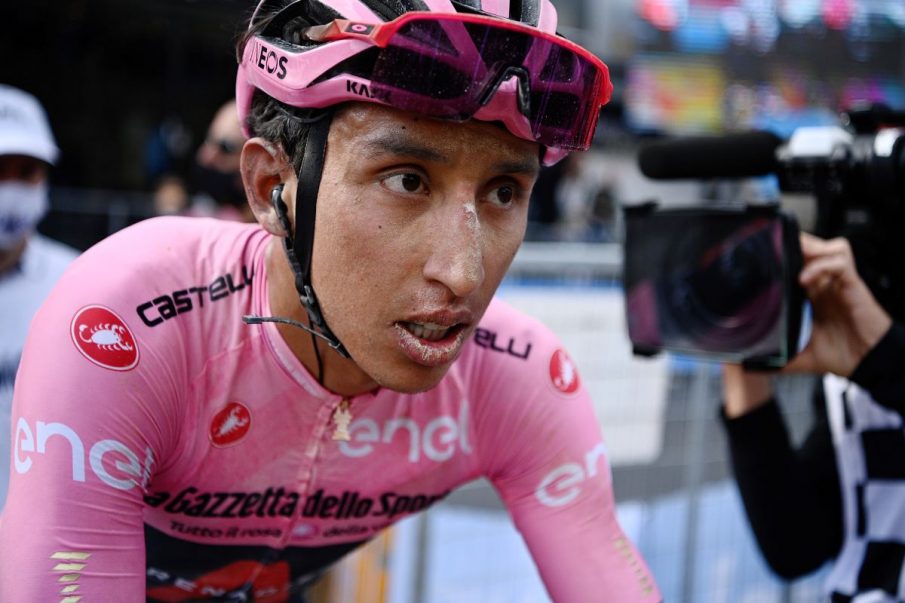 Egan Bernal - Giro 2021 : Egan Bernal fait coup double sur la 9e étape