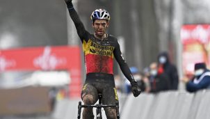 wout-van-aert-dendermonde-2021