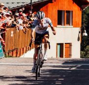 Pablo Torres gana la etapa y se viste de amarillo en el Tour del Porvenir