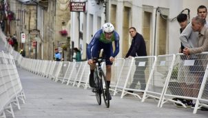 Francesc Bennassar se impone con autoridad en el prólogo de la Volta a Galicia